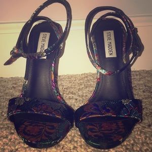 STEVE MADDEN HIGH HEELS